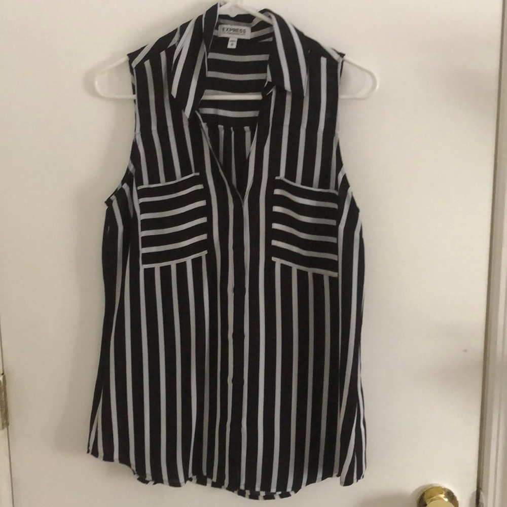 Black & white stripped express tank blouse